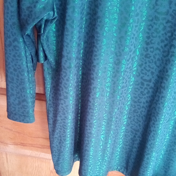 Elementz Emerald Ruffle Blouse - Picture 9 of 11
